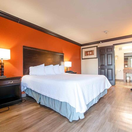 Days Inn By Wyndham Oklahoma City/Moore Dış mekan fotoğraf
