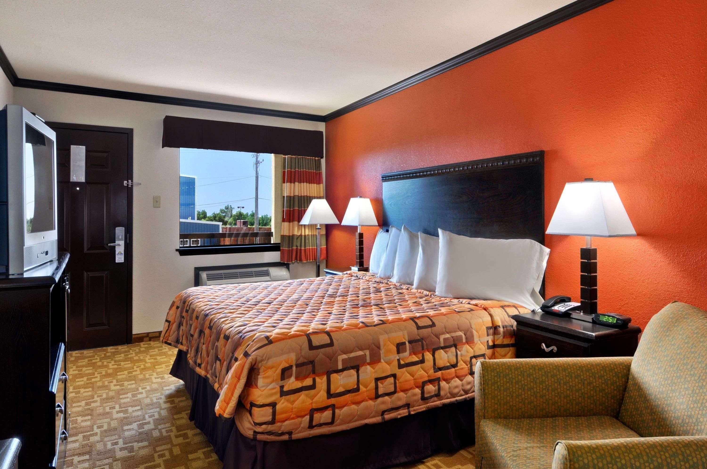 Days Inn By Wyndham Oklahoma City/Moore Dış mekan fotoğraf