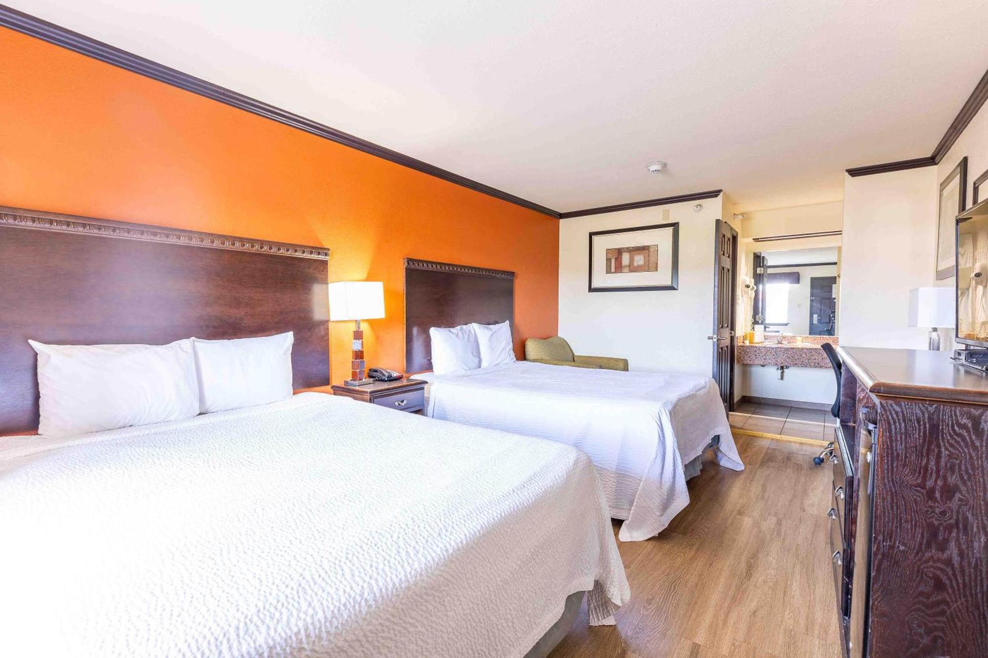Days Inn By Wyndham Oklahoma City/Moore Dış mekan fotoğraf