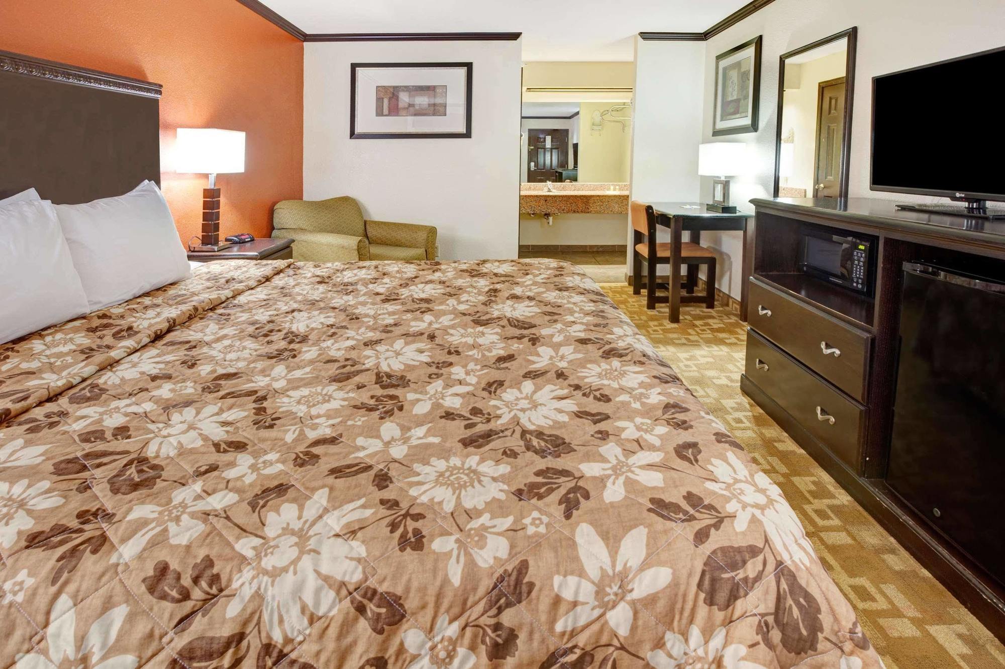 Days Inn By Wyndham Oklahoma City/Moore Dış mekan fotoğraf
